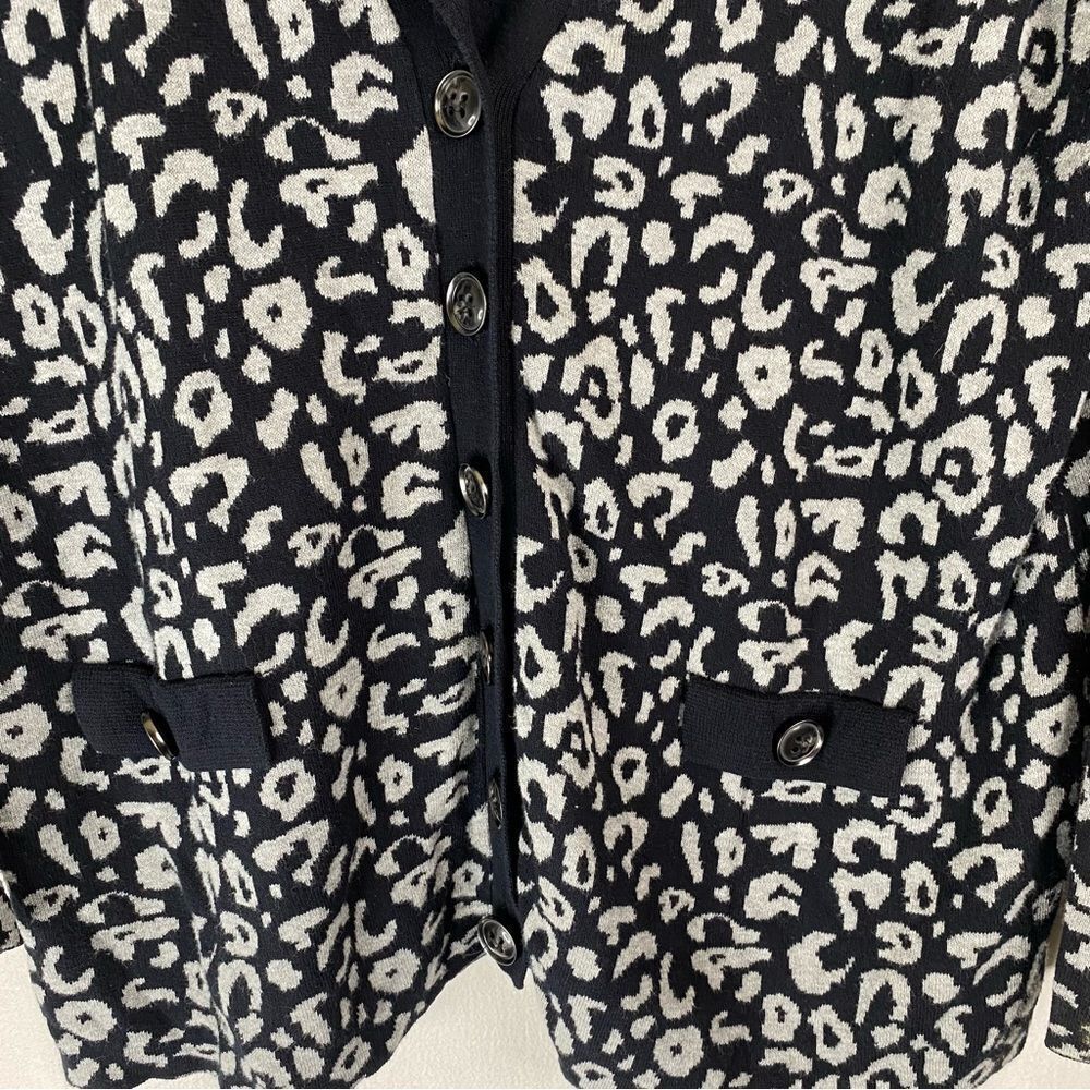 Lane Bryant Cardigan Women’s 18/20 Black Gray Cotton Button Front Animal Print - Picture 5 of 9